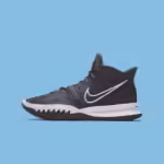 photo-1605348532760-6753d2c43329